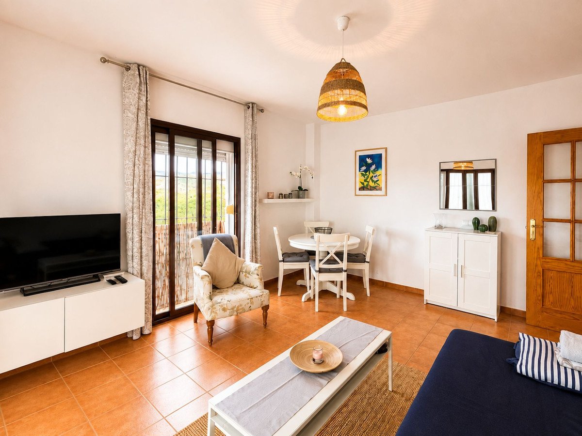 2 Bed Ground Floor Apartment in Frigiliana