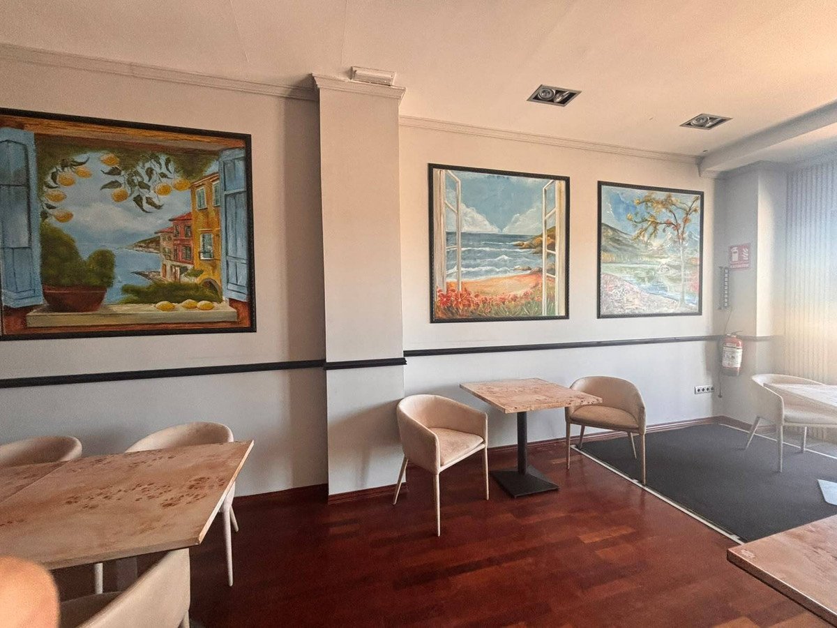 Commercial in Denia