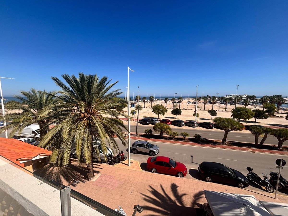 Commercial in Denia