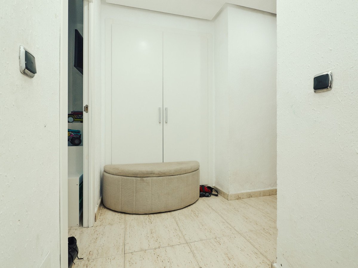 4 Bed Middle Floor Apartment in Dolores