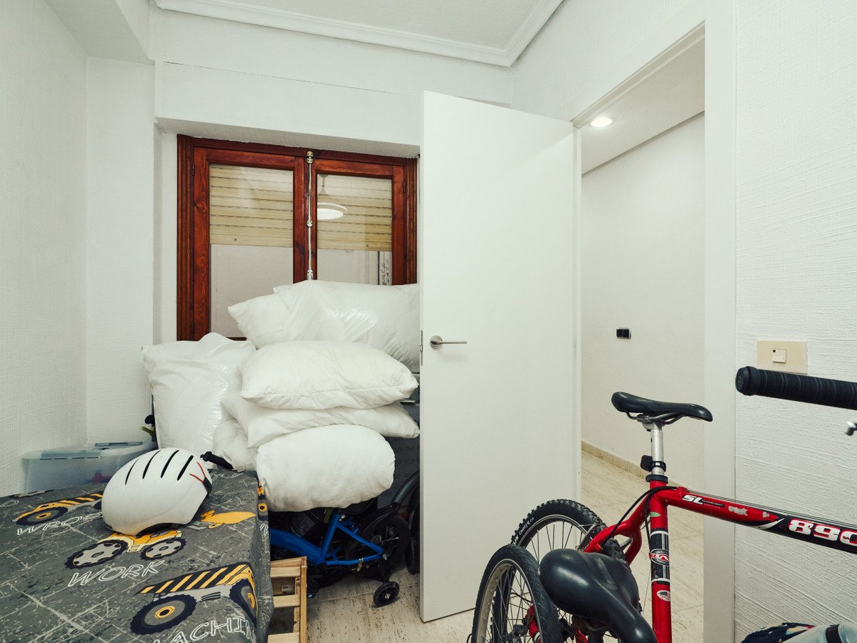 4 Bed Middle Floor Apartment in Dolores