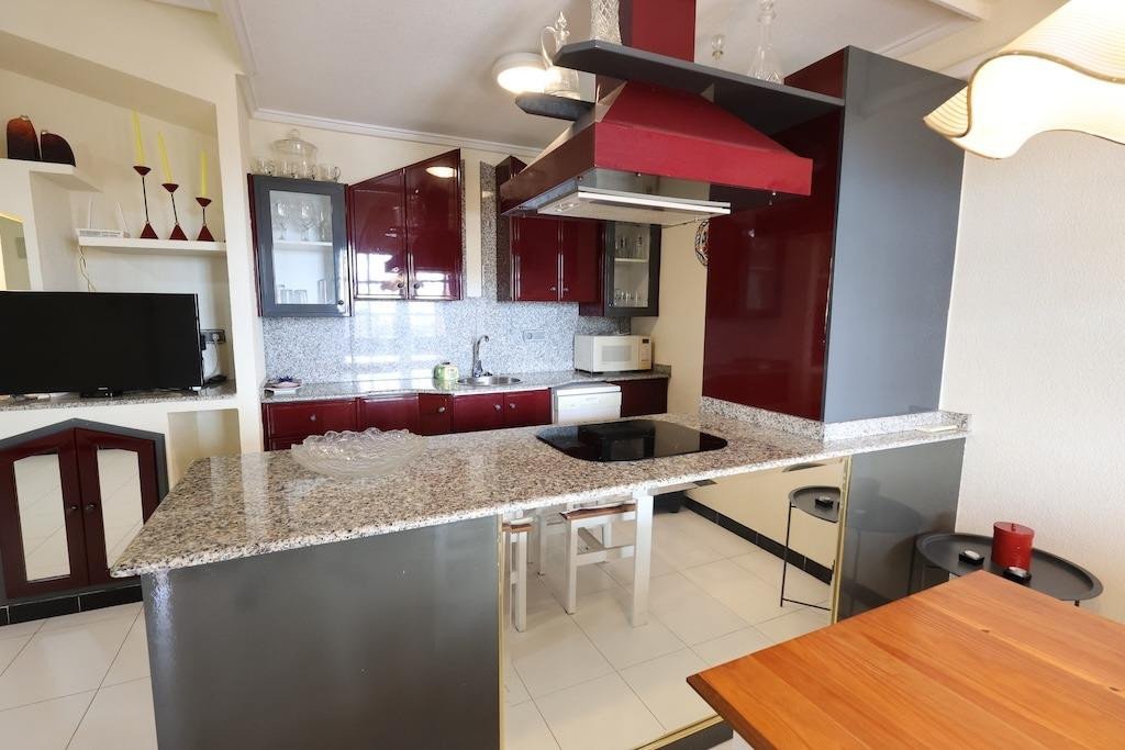 2 Bed Ground Floor Apartment in Los Altos