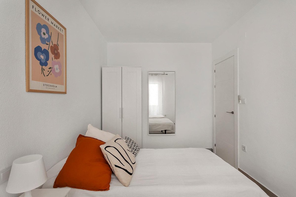 3 Bed Middle Floor Apartment in Playa de los Locos