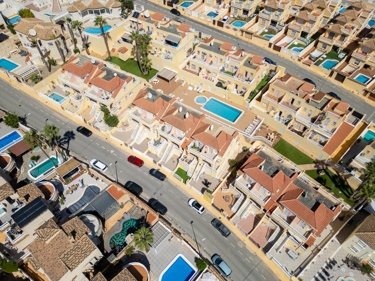 2 Bed Townhouse in Villamartin