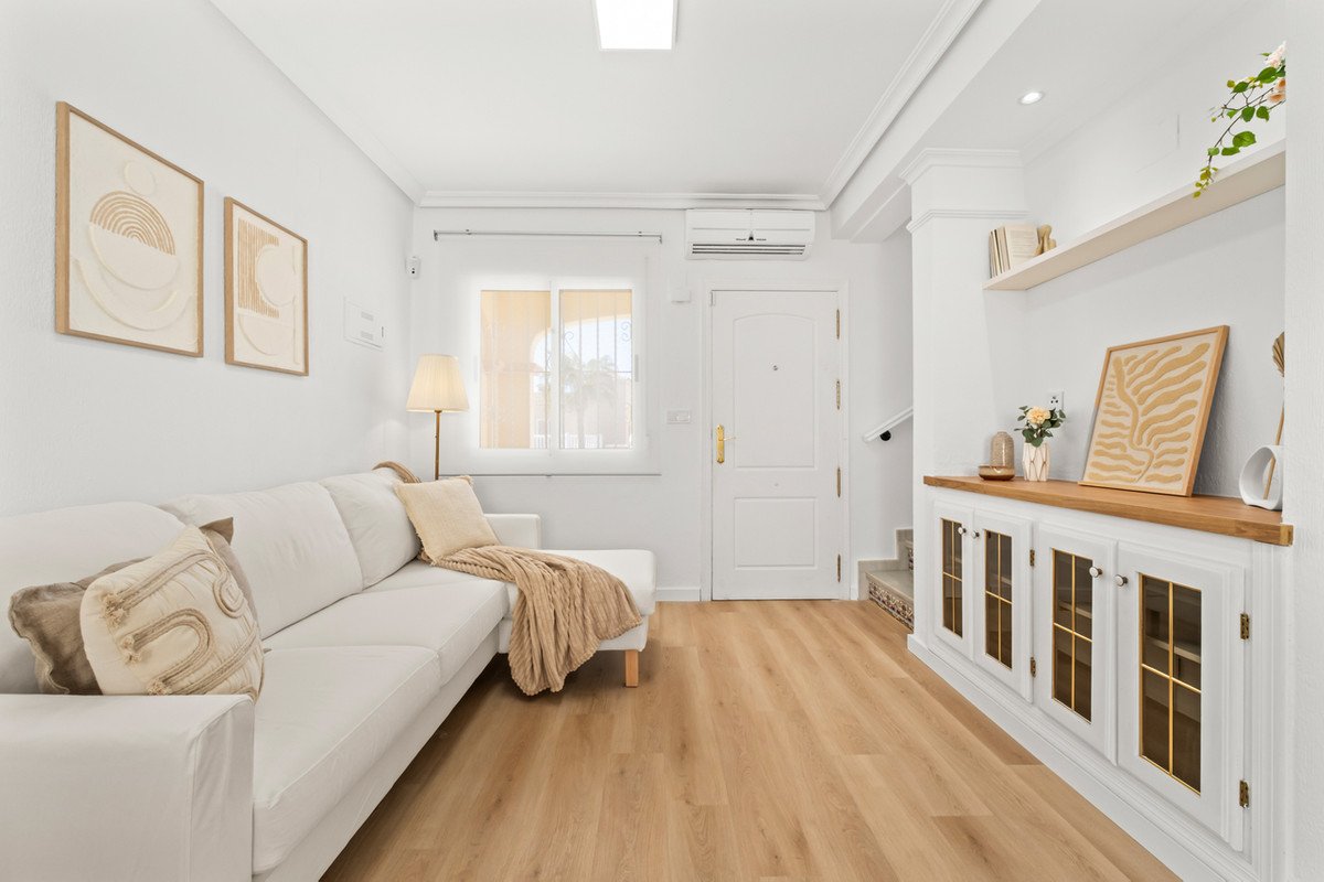 2 Bed Townhouse in Villamartin