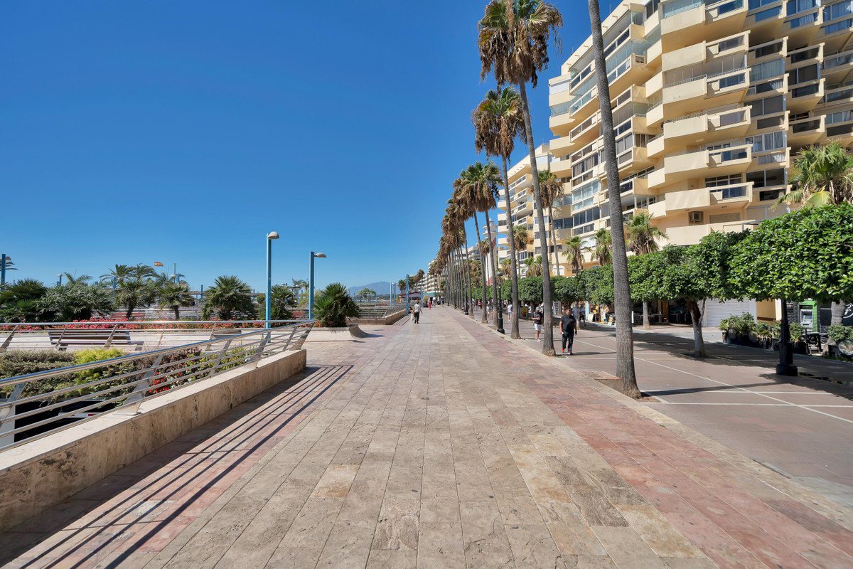 1 Bed Ground Floor Apartment in Marbella