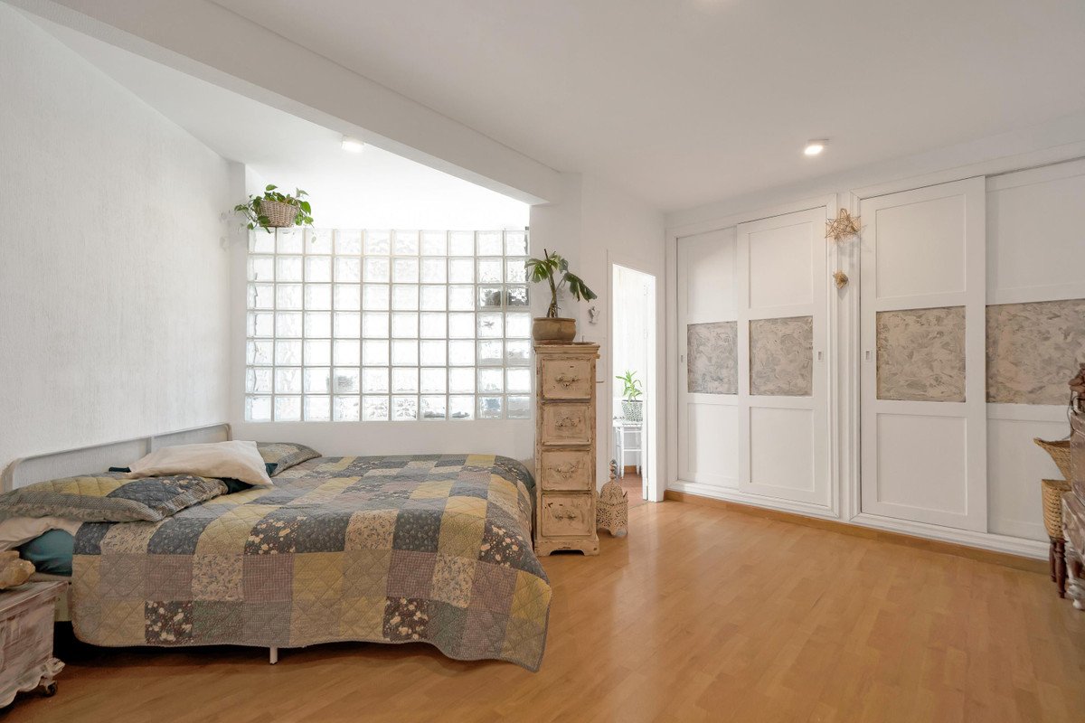 1 Bed Ground Floor Apartment in Marbella