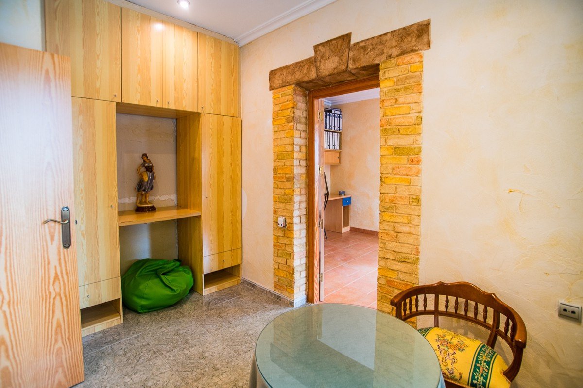 7 Bed Detached Villa in La Matanza