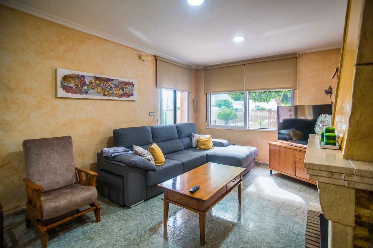 7 Bed Detached Villa in La Matanza
