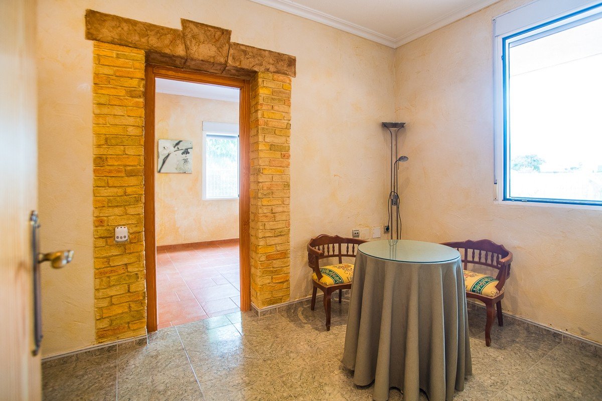 7 Bed Detached Villa in La Matanza