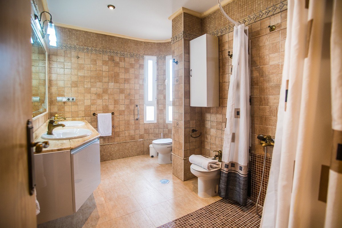 7 Bed Detached Villa in La Matanza