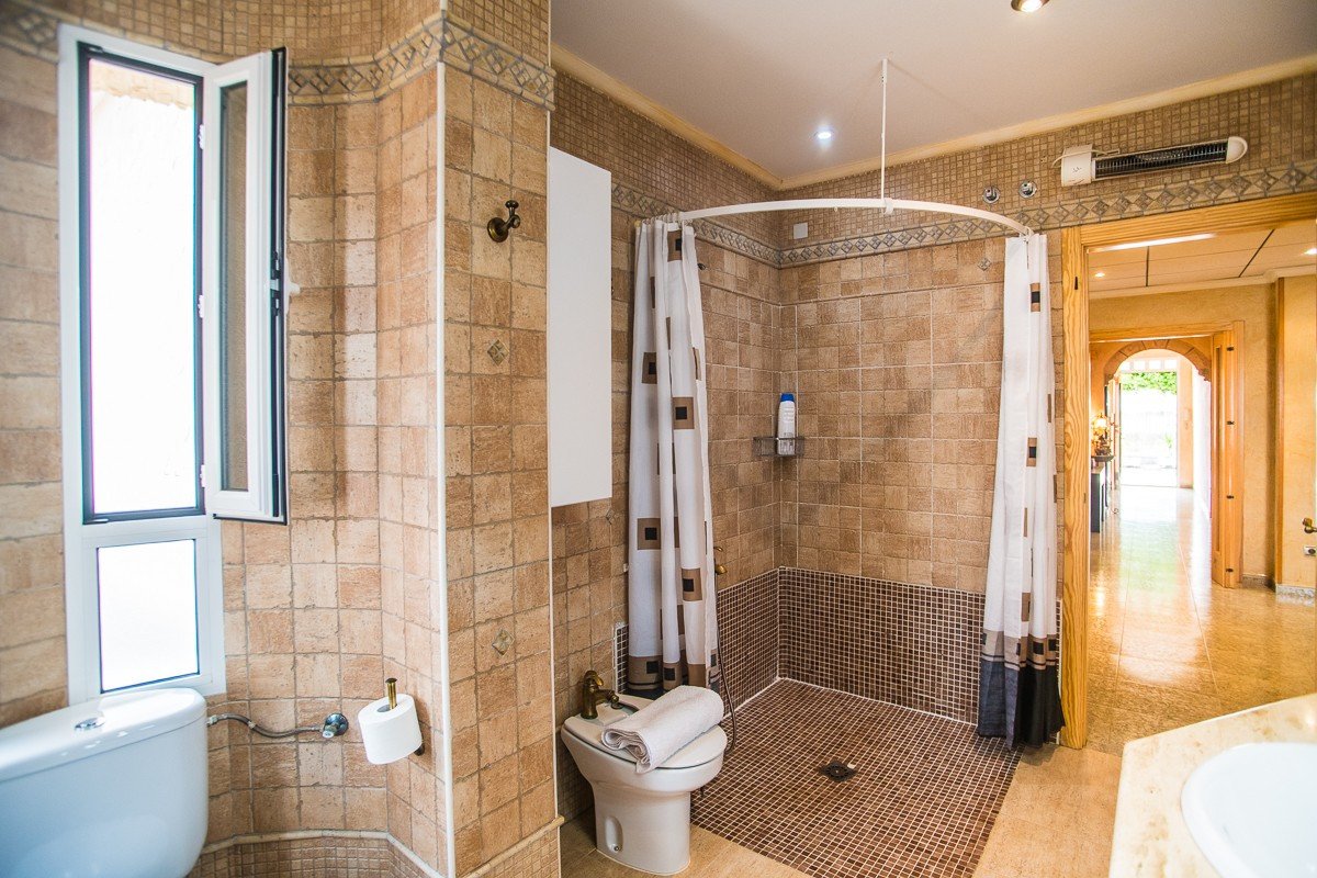 7 Bed Detached Villa in La Matanza