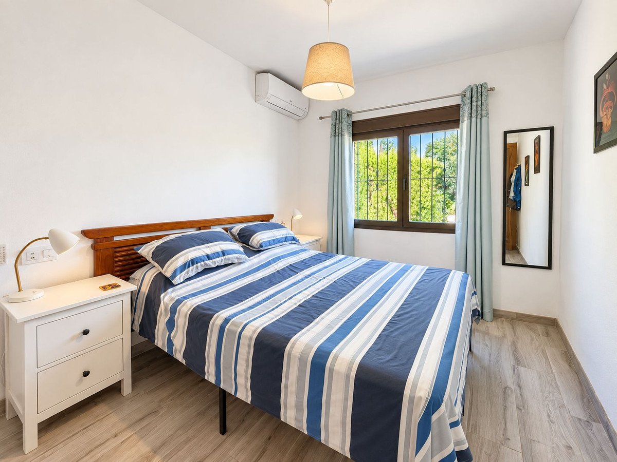5 Bed Detached Villa in Benissa
