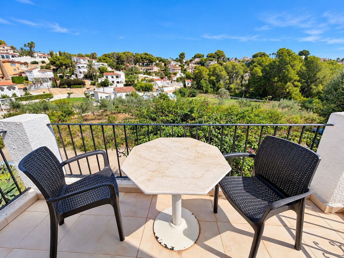 5 Bed Detached Villa in Benissa
