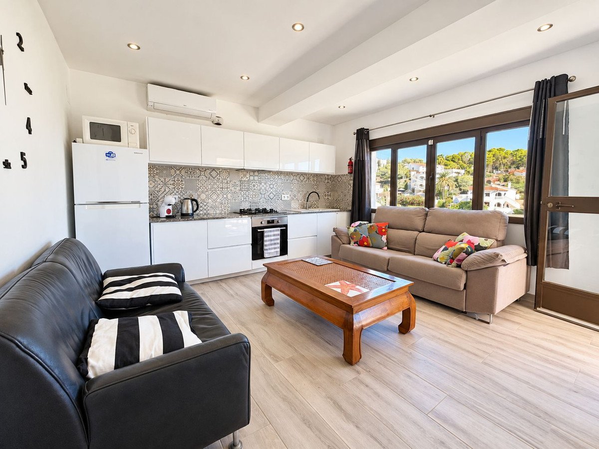5 Bed Detached Villa in Benissa