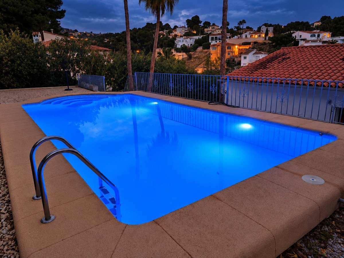 5 Bed Detached Villa in Benissa