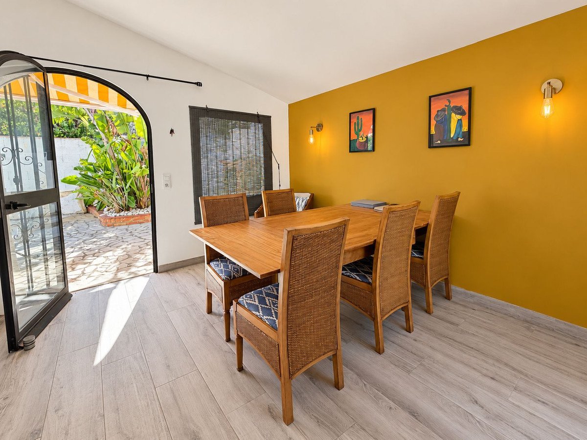 5 Bed Detached Villa in Benissa
