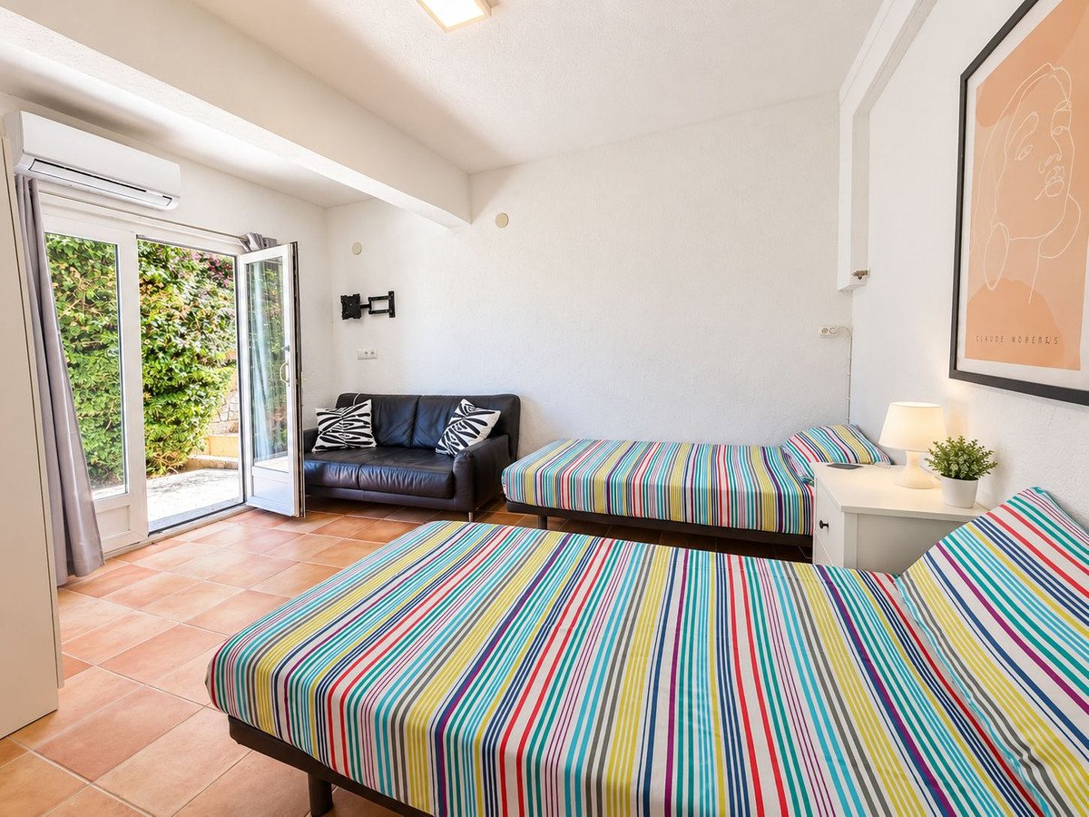 5 Bed Detached Villa in Benissa