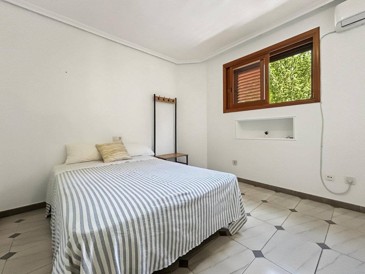 7 Bed Detached Villa in Campoamor