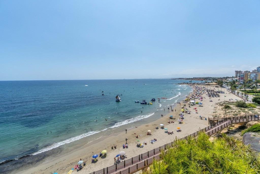 7 Bed Detached Villa in Campoamor