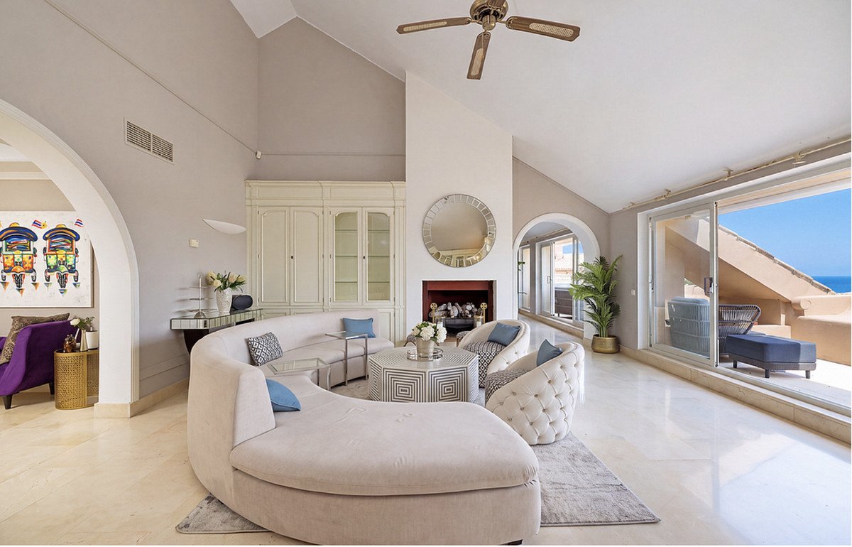 4 Bed Penthouse in Sotogrande Marina
