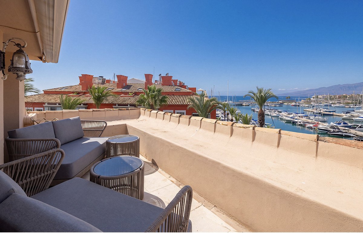 4 Bed Penthouse in Sotogrande Marina