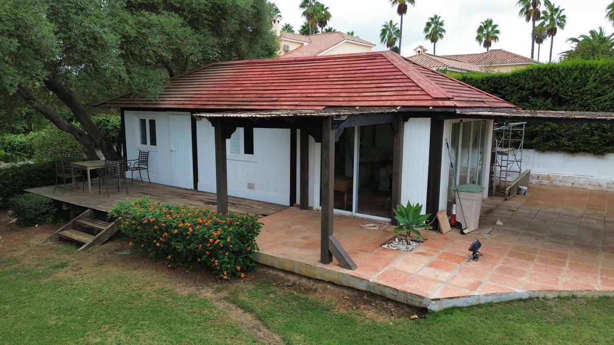 5 Bed Detached Villa in Sotogrande Costa