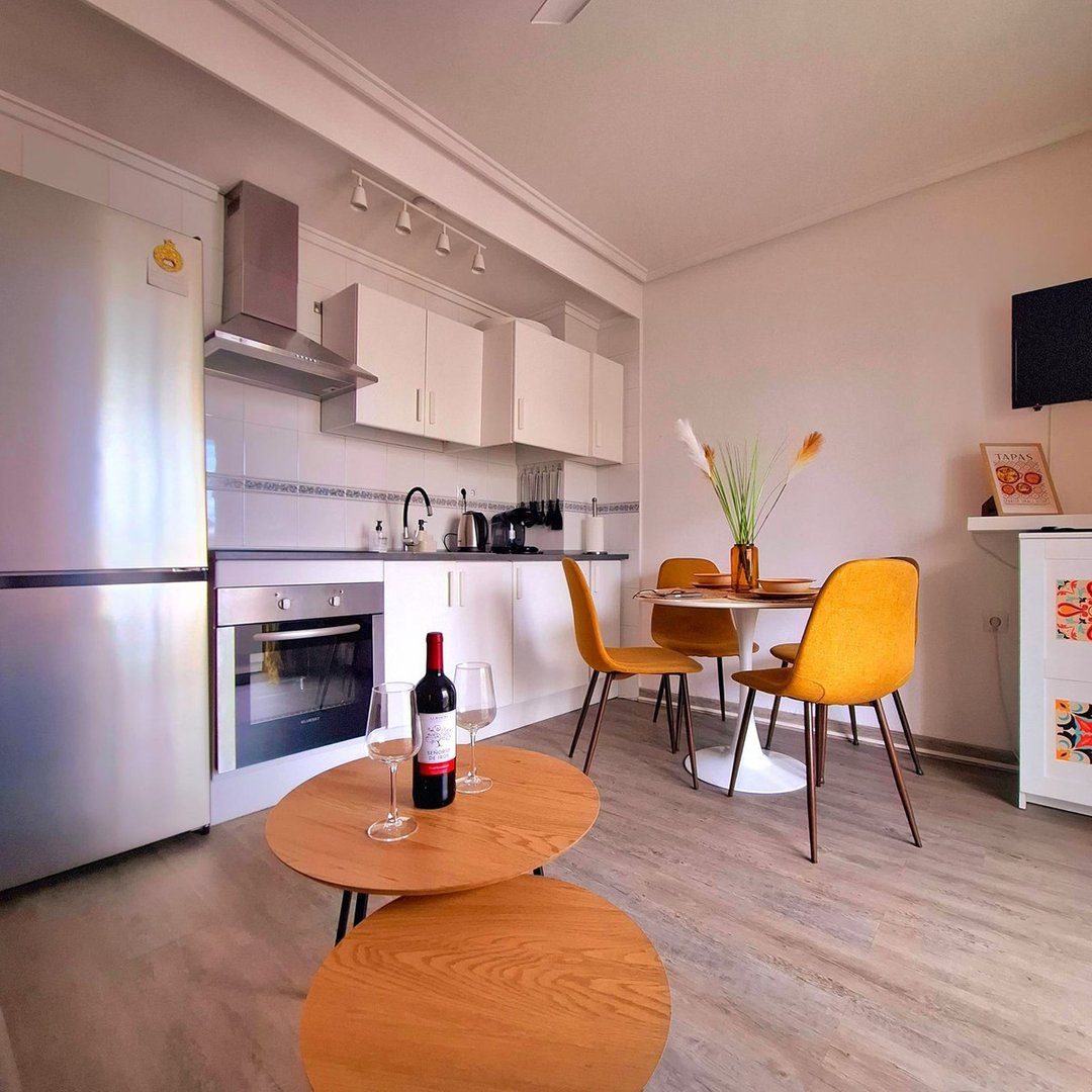 1 Bed Middle Floor Apartment in Torrevieja