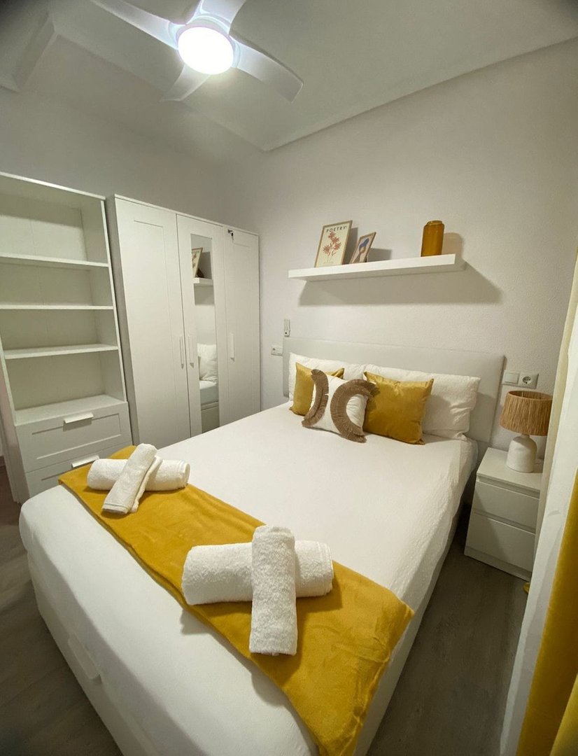 1 Bed Middle Floor Apartment in Torrevieja