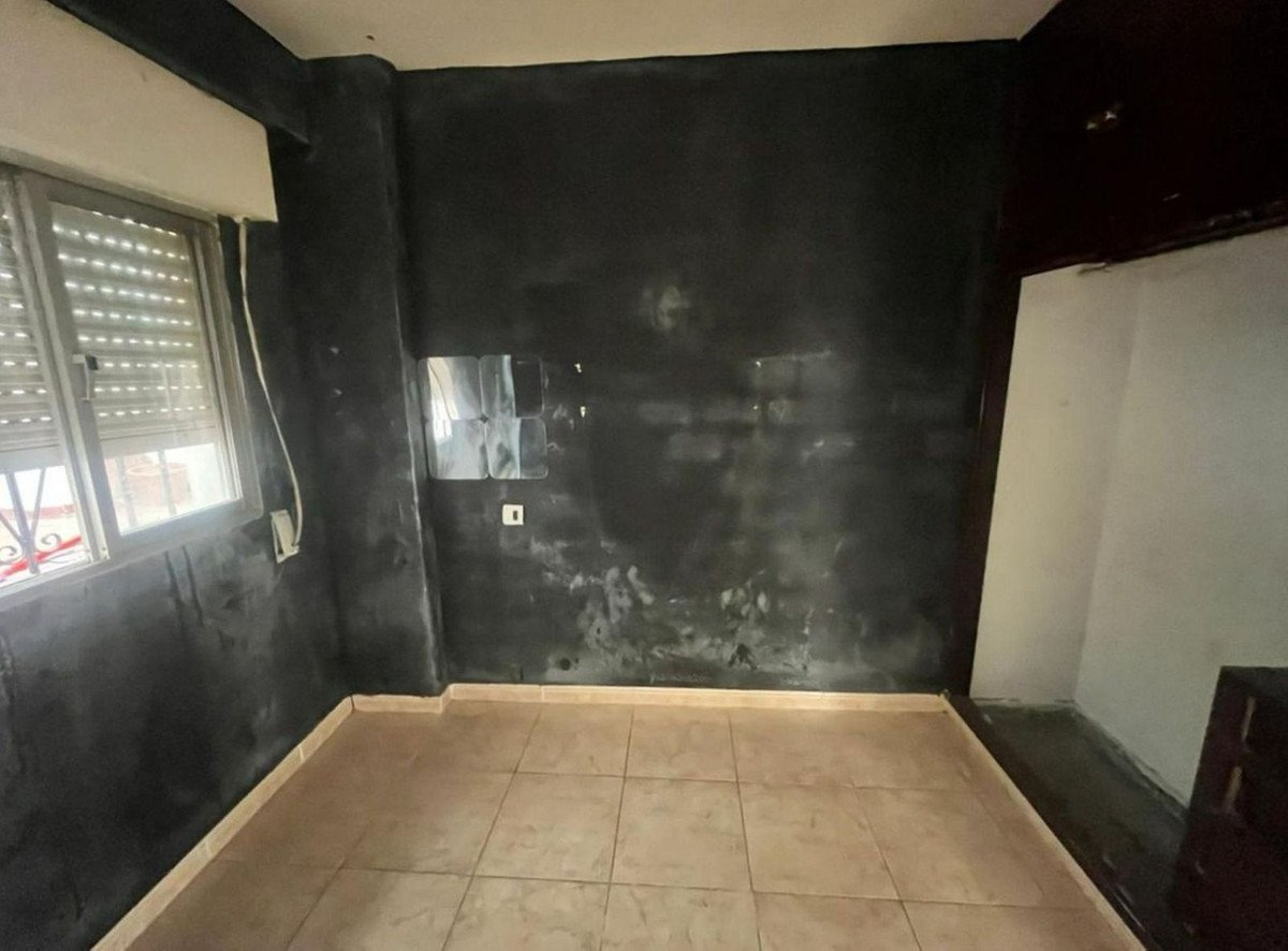 3 Bed Middle Floor Apartment in Estepona