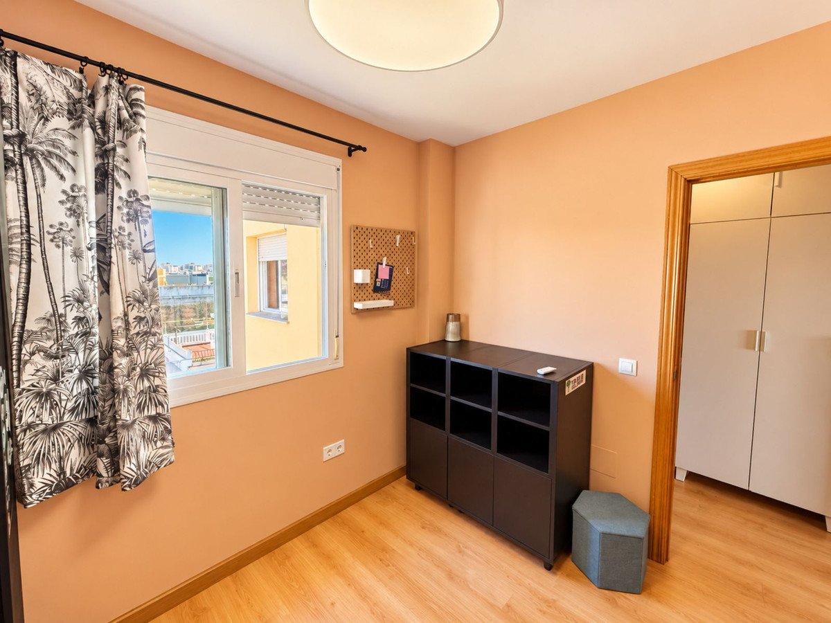 2 Bed Top Floor Apartment in Las Lagunas