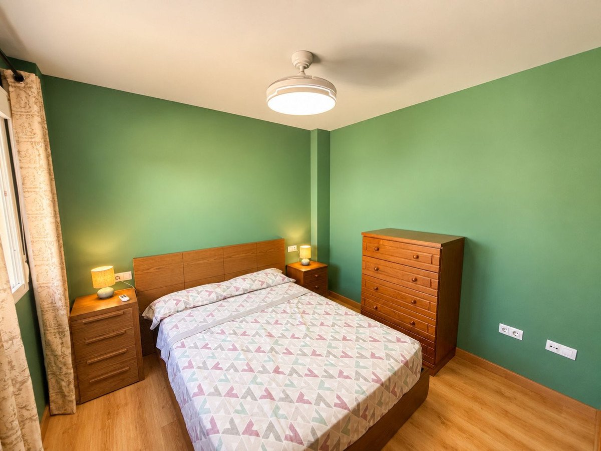 2 Bed Top Floor Apartment in Las Lagunas