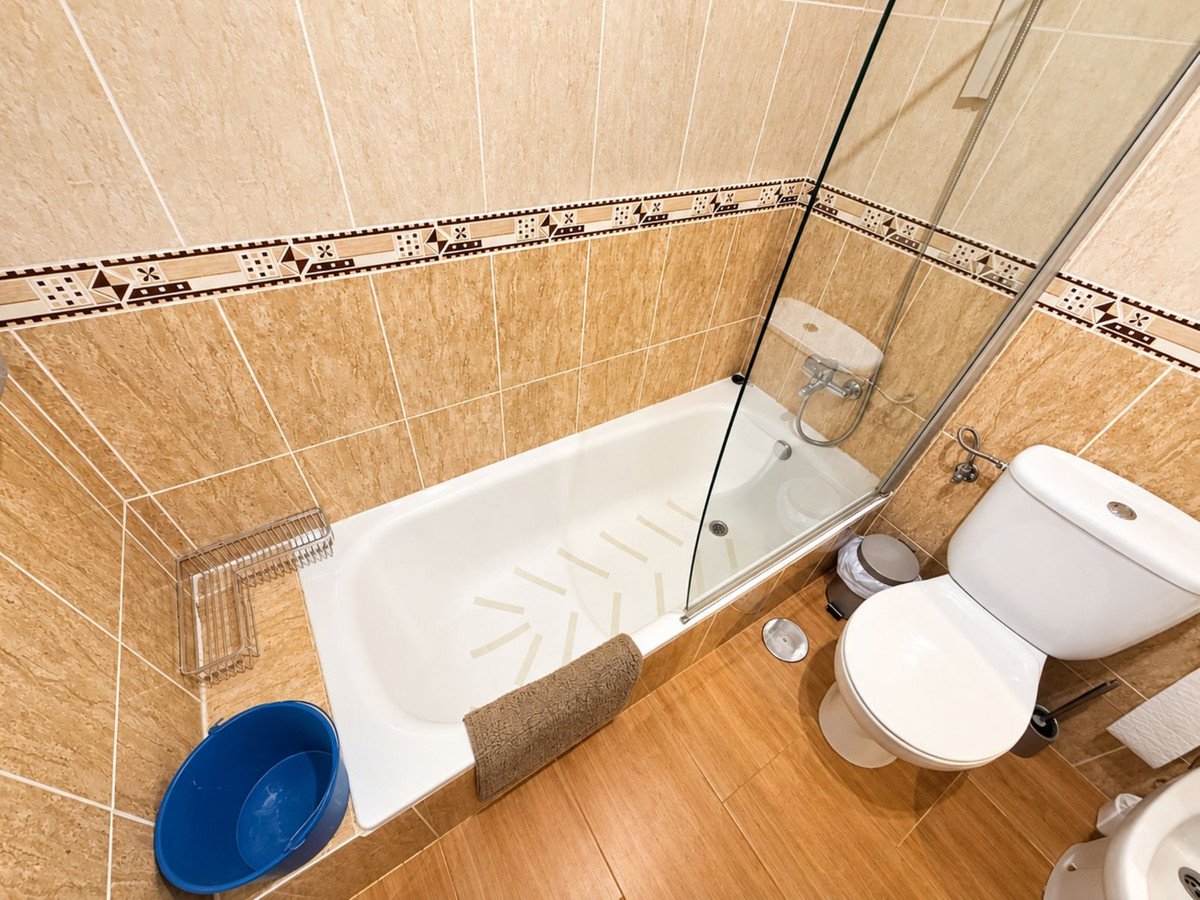 2 Bed Top Floor Apartment in Las Lagunas