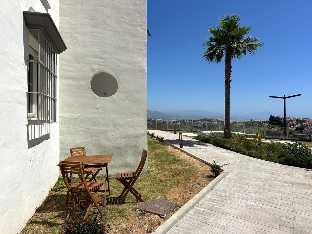 3 Bed Ground Floor Apartment in Manilva
