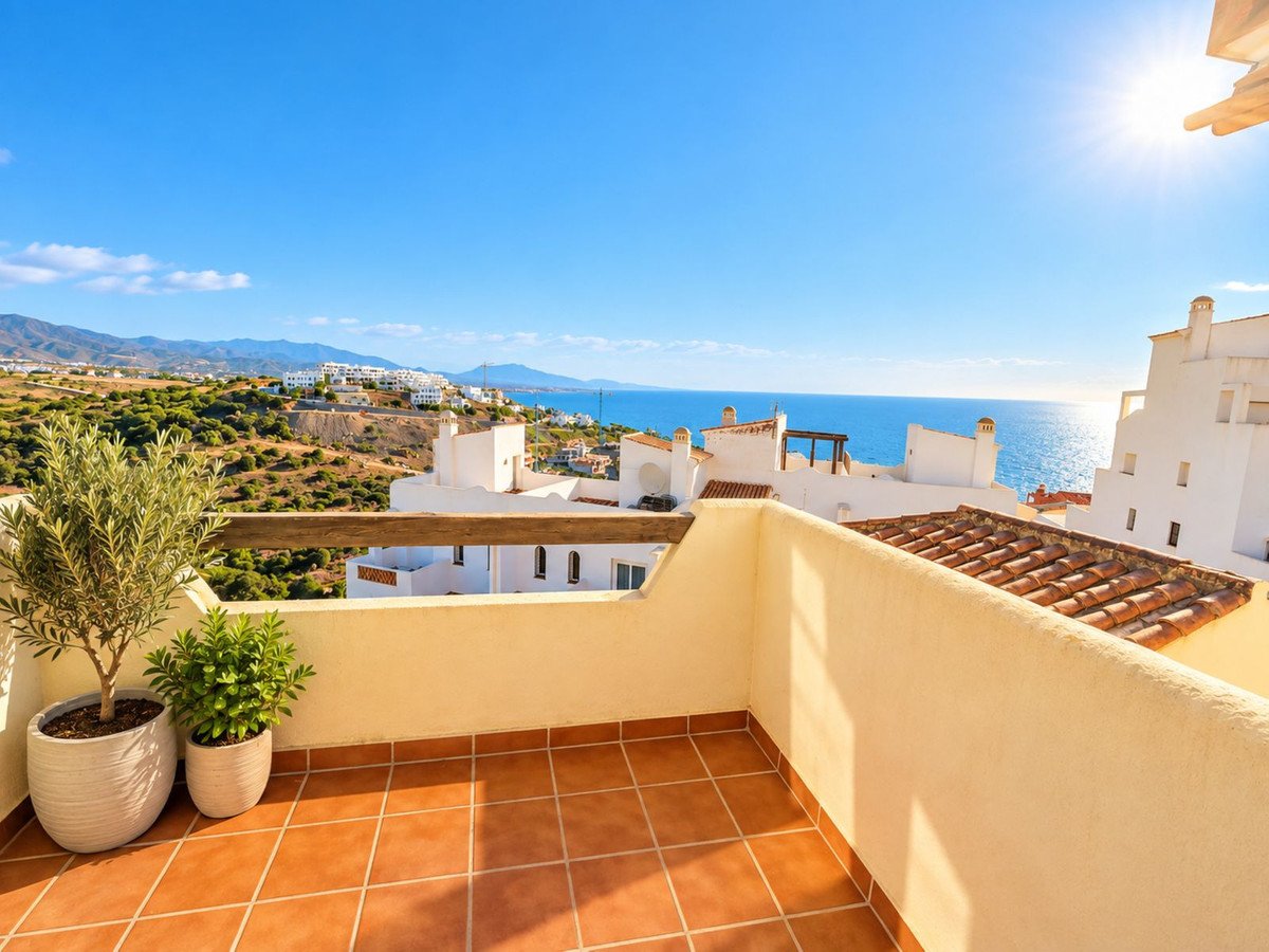3 Bed Penthouse in Casares Playa