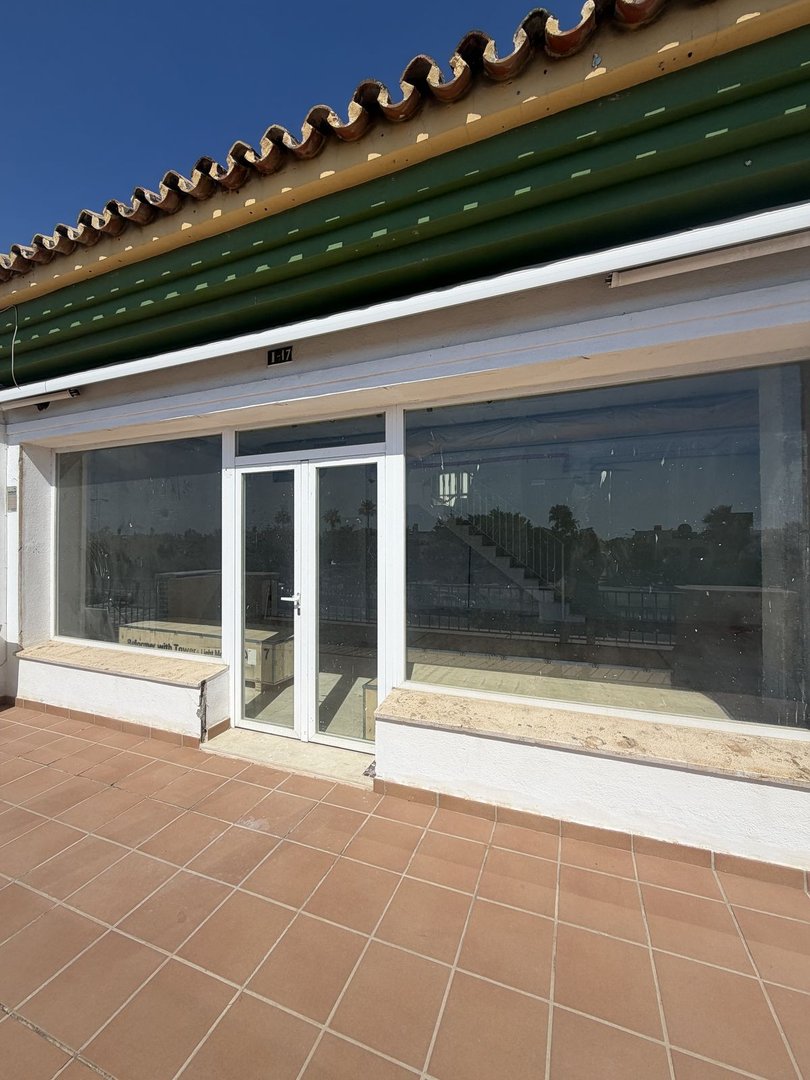 Commercial Premises in Diana Park