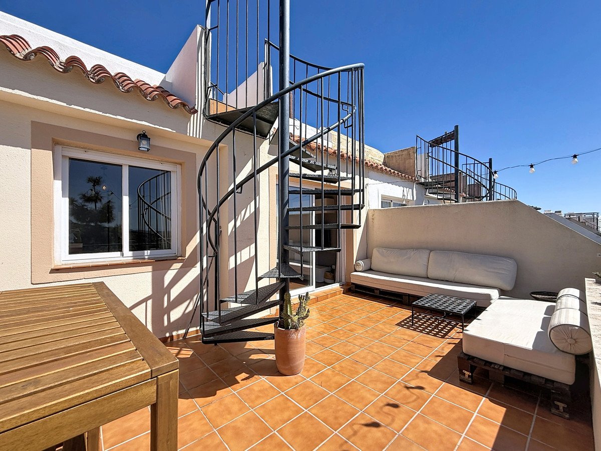 3 Bed Penthouse in Doña Julia