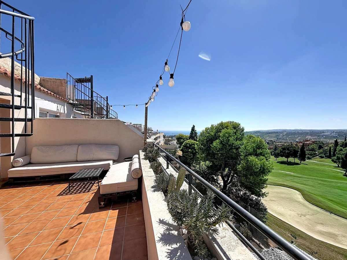 3 Bed Penthouse in Doña Julia
