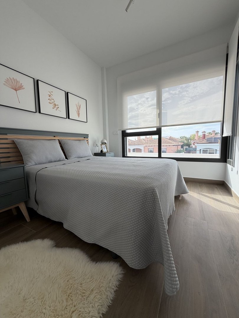 2 Bed Quad in Los Montesinos