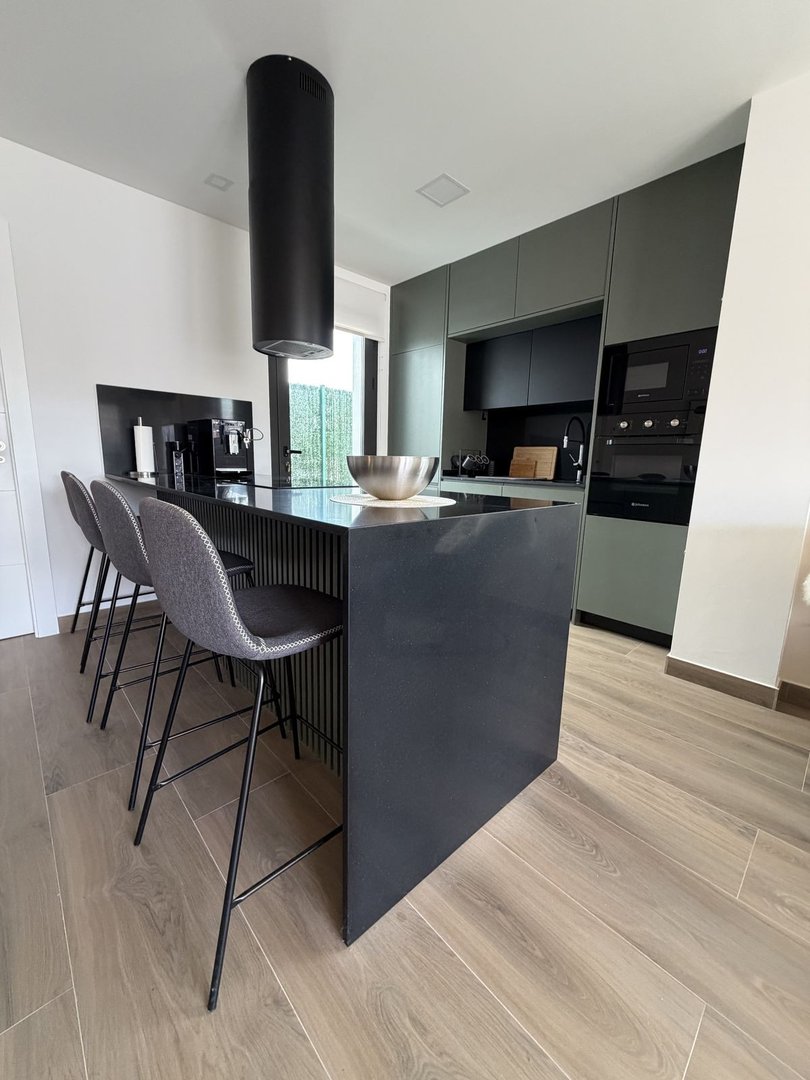 2 Bed Quad in Los Montesinos