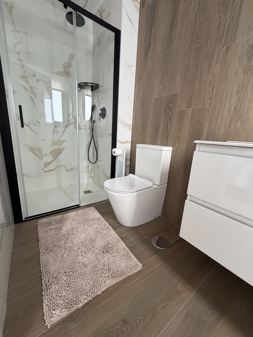 2 Bed Quad in Los Montesinos