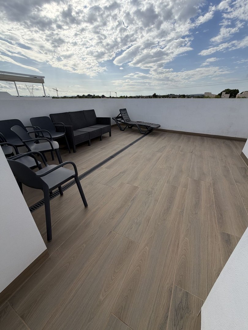 2 Bed Quad in Los Montesinos