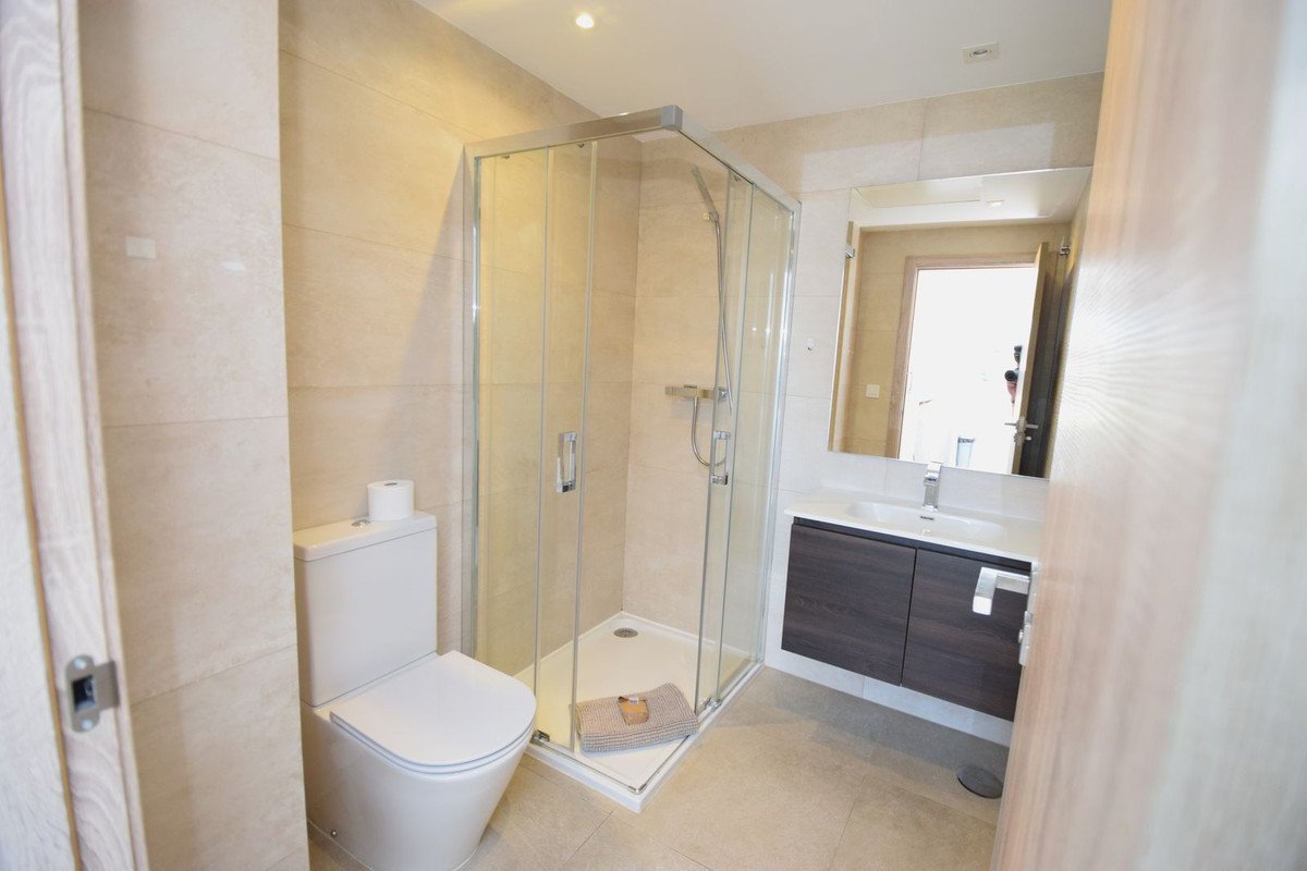 2 Bed Middle Floor Apartment in La Cala Golf