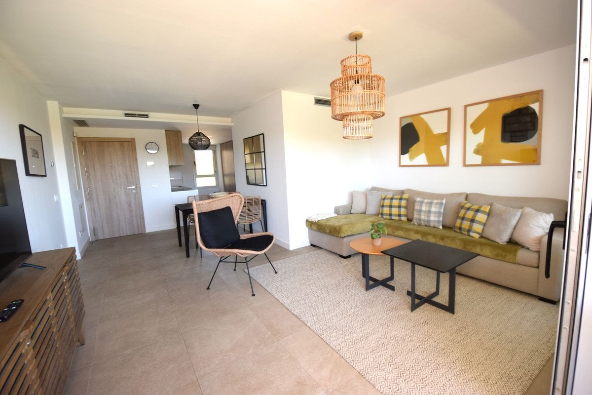 2 Bed Middle Floor Apartment in La Cala Golf