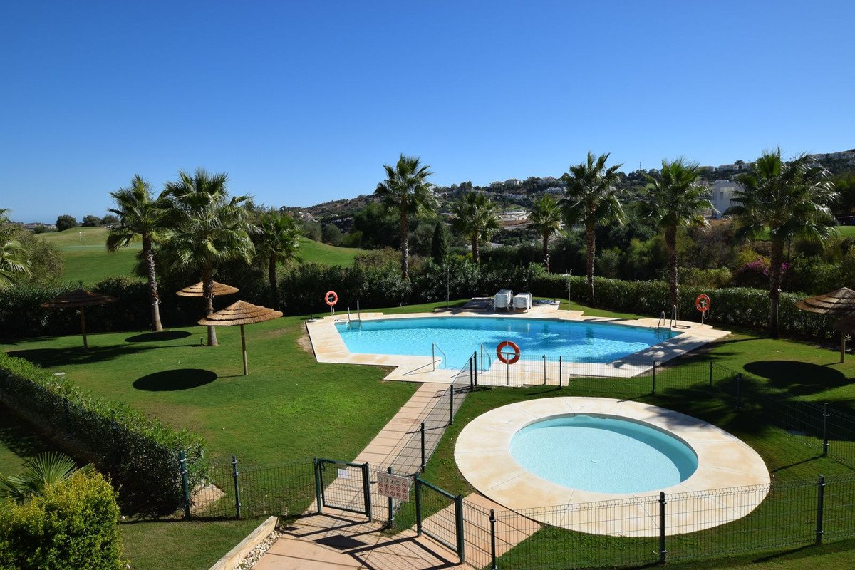 2 Bed Middle Floor Apartment in La Cala Golf
