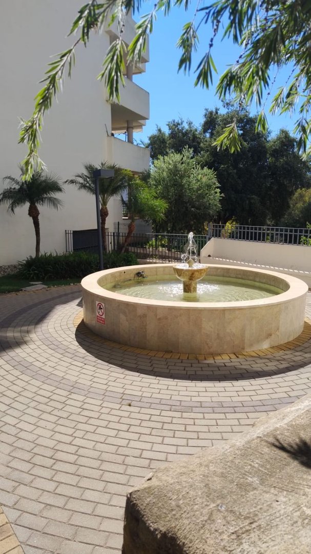 3 Bed Middle Floor Apartment in Elviria