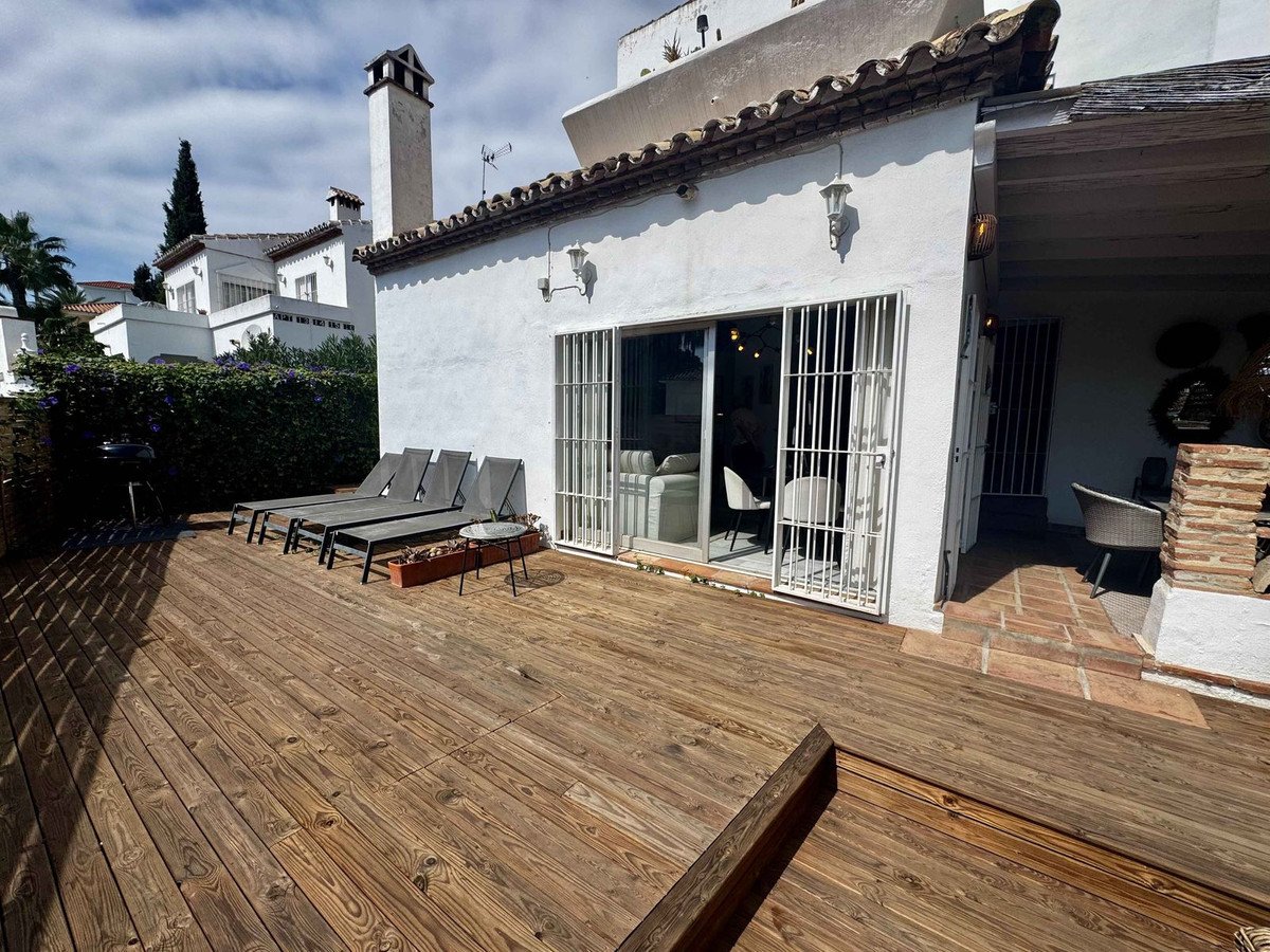 2 Bed Townhouse in Riviera del Sol