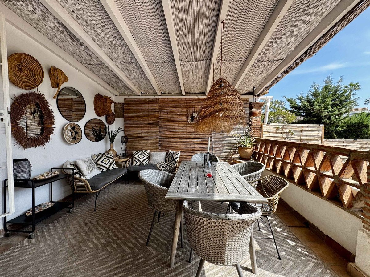 2 Bed Townhouse in Riviera del Sol