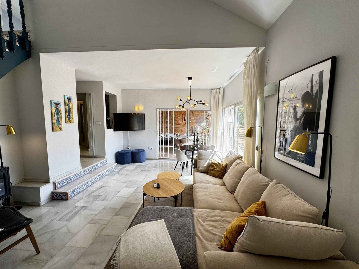 2 Bed Townhouse in Riviera del Sol