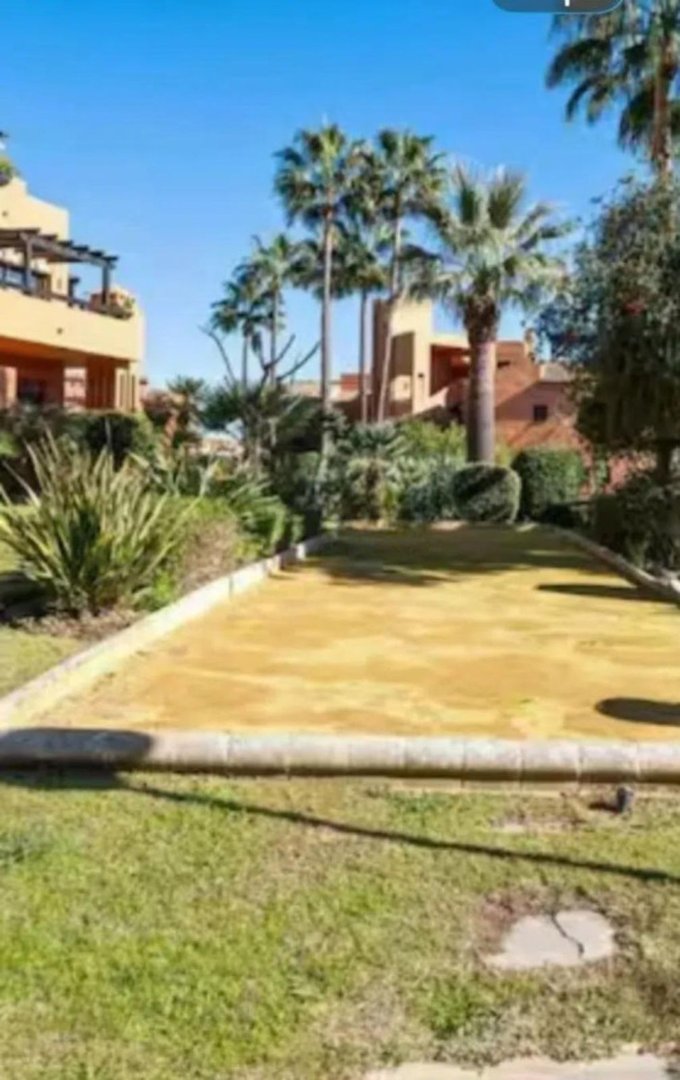 2 Bed Ground Floor Apartment in Estepona